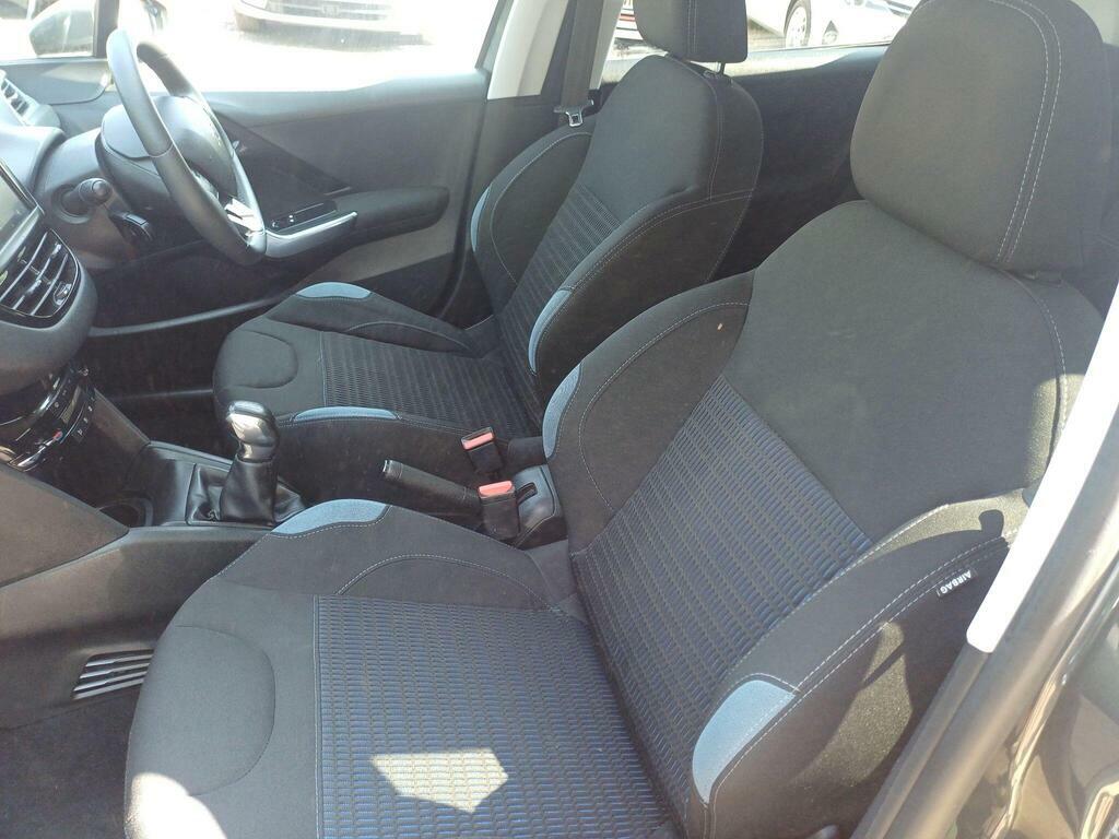 Peugeot 208 Active Silver #19