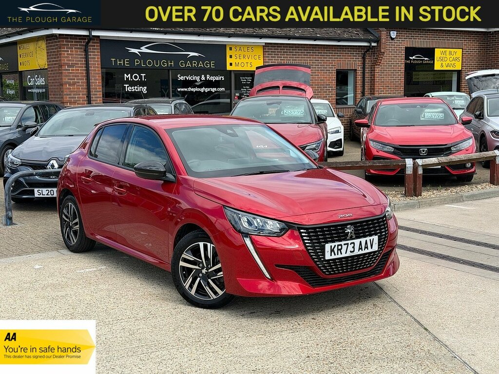 Peugeot 208 1.2 Puretech Allure Premium Hatchback Red