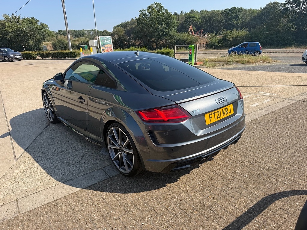 Audi TT Tfsi Black Edition Coupe 2.0 FT21KRJ Grey #4