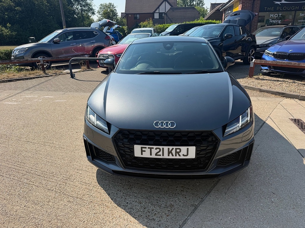 Audi TT Tfsi Black Edition Coupe 2.0 FT21KRJ Grey #6