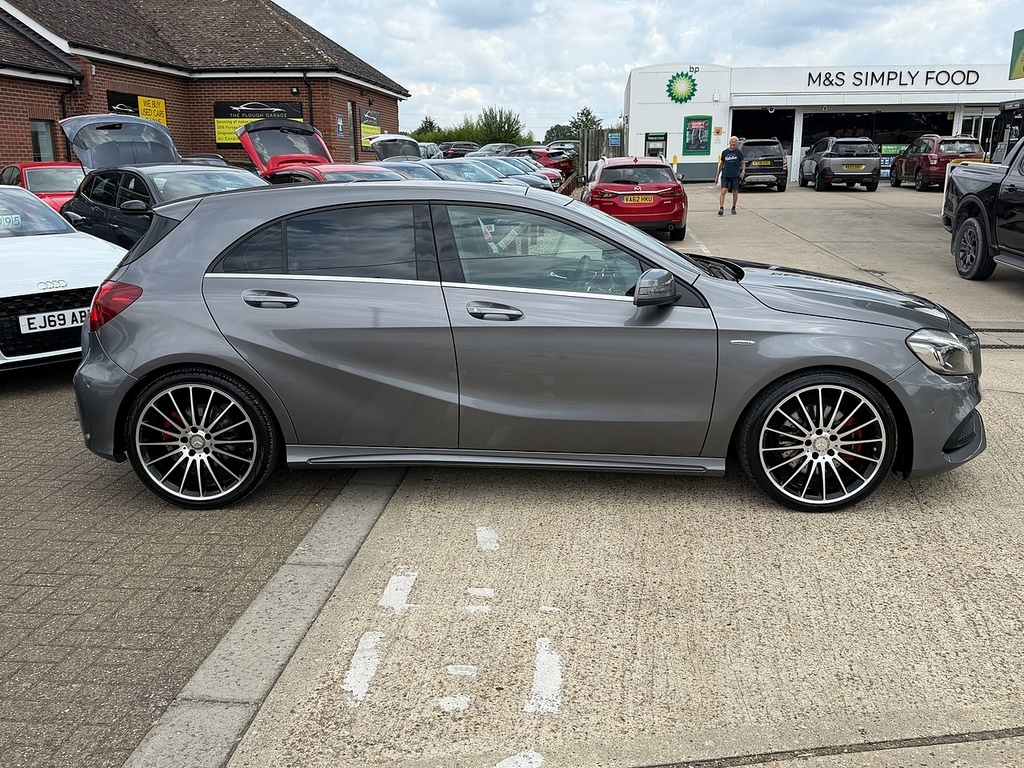 Mercedes-Benz A Class 2.0 A250 Amg Premium Hatchback 7G-dct Grey #4