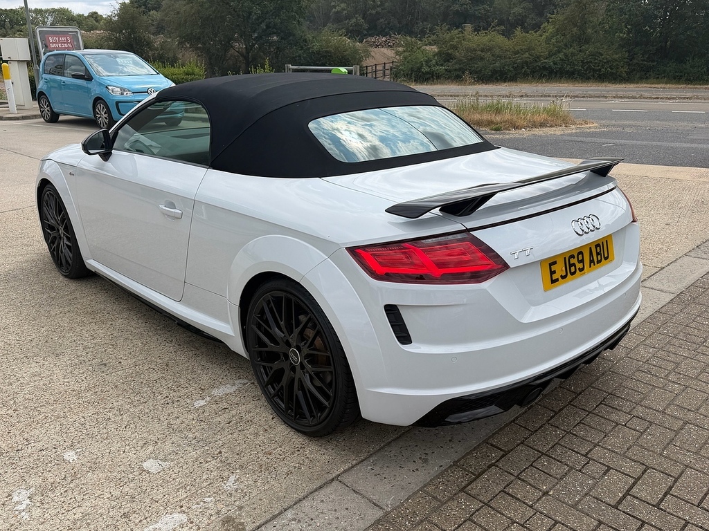Audi TT 2.0 Tfsi 40 Black Edition Roadster S Tr White #6