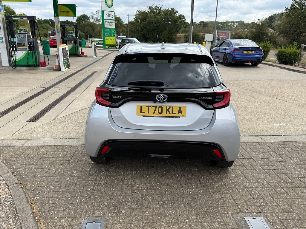 Toyota Yaris 1.5 Vvt-h Excel Hatchback Hybrid E-cvt LT70KLA Silver #5