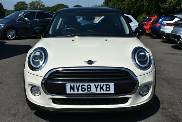 Mini Hatch Cooper Hatchback MV68YKB White #3