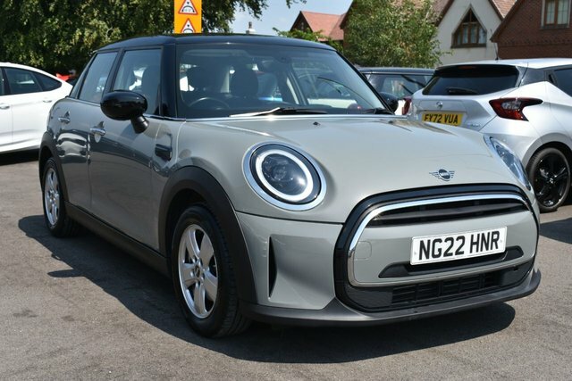 Mini Hatch Cooper Classic Hatchback Grey