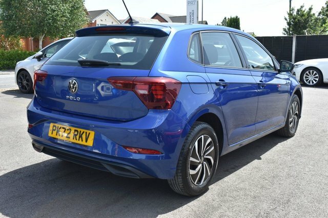 Volkswagen Polo Tsi Life Hatchback PK72RKV Blue #4