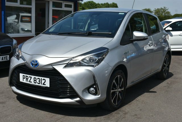 Toyota Yaris Vvt-h Icon Tech Hatchback Silver