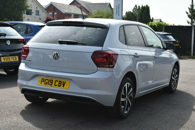 Volkswagen Polo Evo Beats Hatchback PG19CBV Silver #5