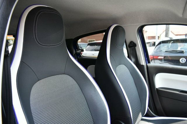 Renault Twingo 0.9 Tce Dynamique S Start Stop Black #10