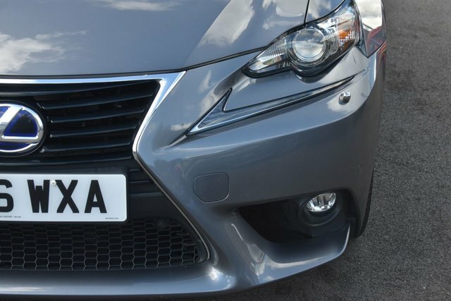 Lexus IS 300H Sport Saloon Grey #5
