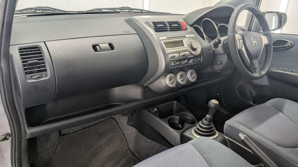 Honda Jazz 1.4 I-dsi Se Sport Cvt-7 Black #25