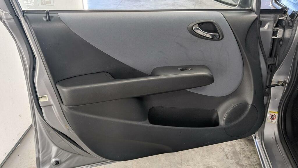 Honda Jazz 1.4 I-dsi Se Sport Cvt-7 Black #46