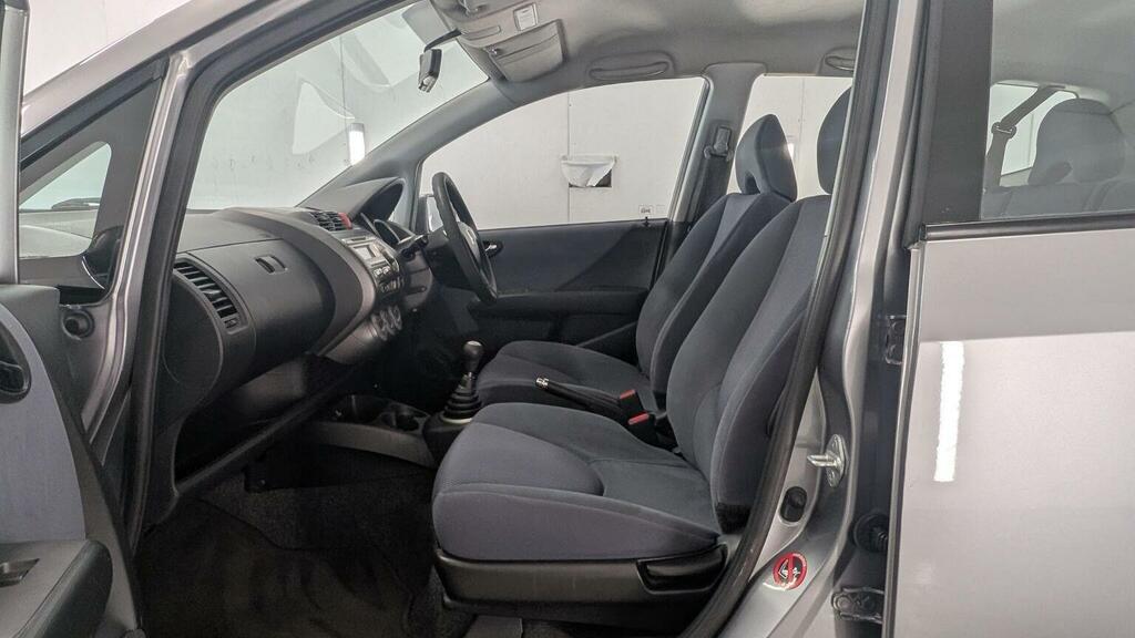 Honda Jazz 1.4 I-dsi Se Sport Cvt-7 Black #68