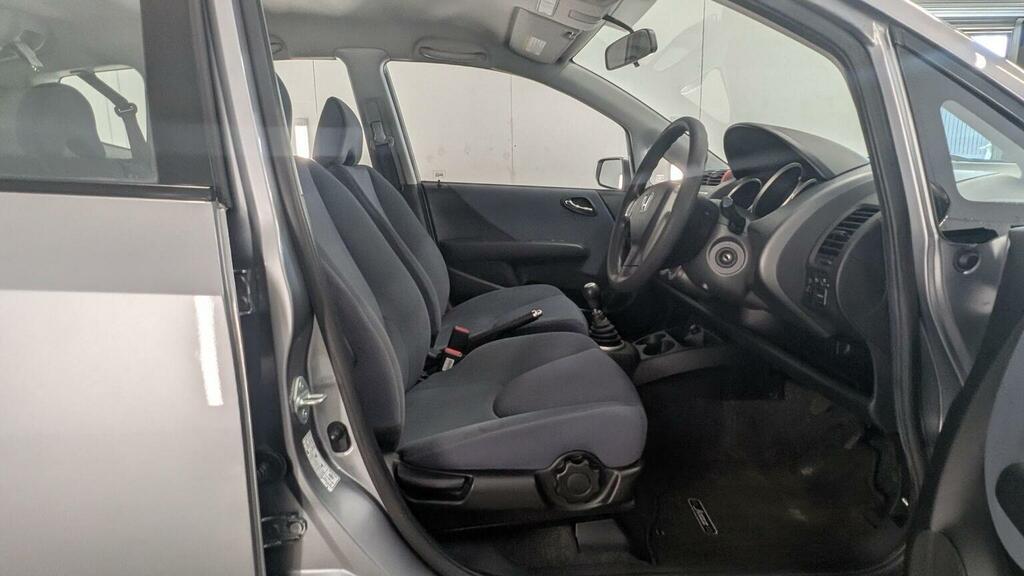 Honda Jazz 1.4 I-dsi Se Sport Cvt-7 Black #26