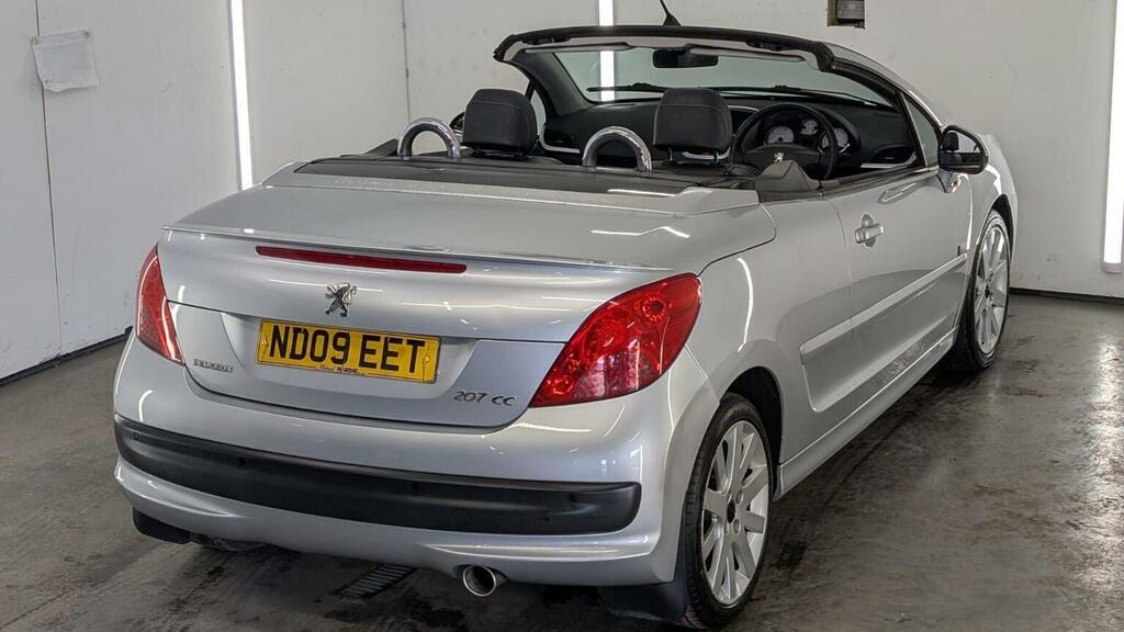 Peugeot 207 CC 1.6 16V Elle Silver #2
