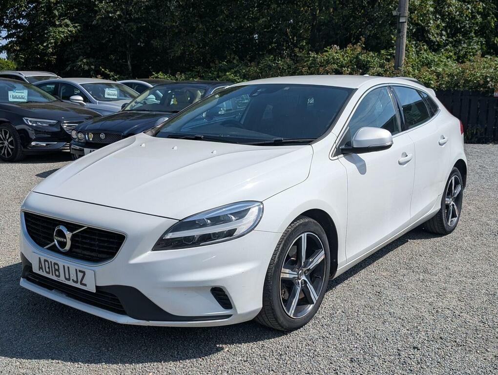 Volvo V40 1.5 T3 Cross Country Geartronic Nq Black #2