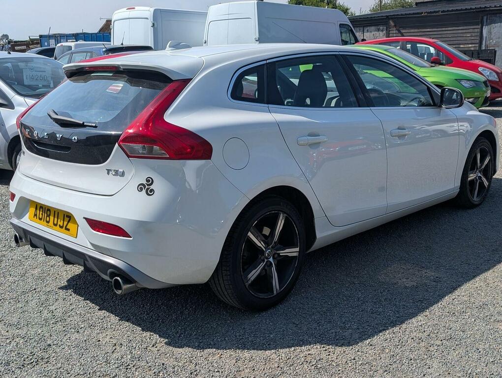 Volvo V40 1.5 T3 Cross Country Geartronic Nq Black #7