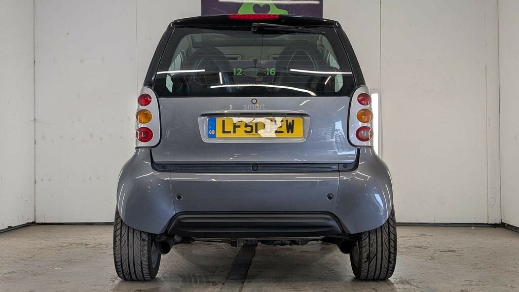 Smart Fortwo Hatchback 0.6 City Passion 200151 Silver #20