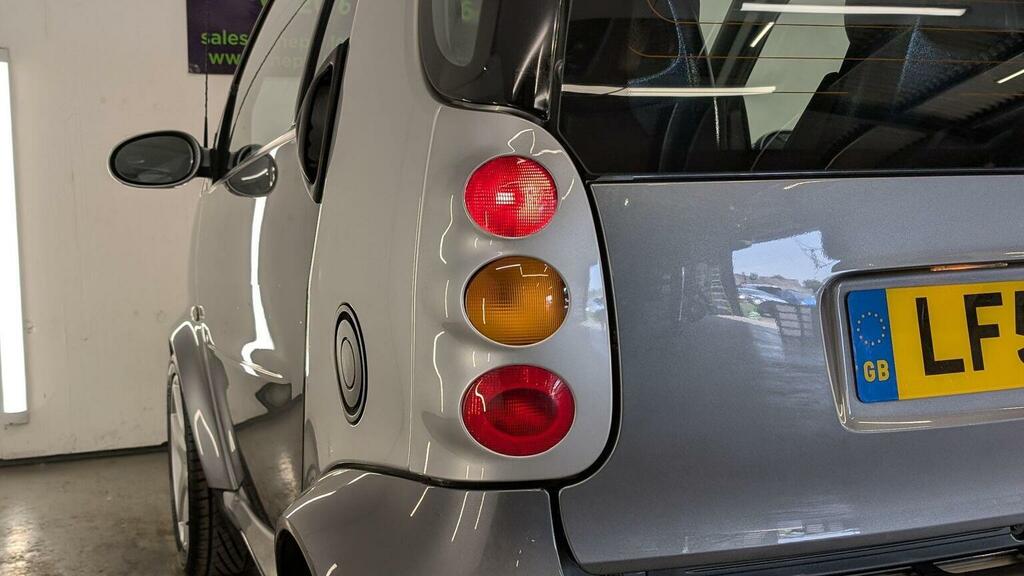 Smart Fortwo Hatchback 0.6 City Passion 200151 Silver #56