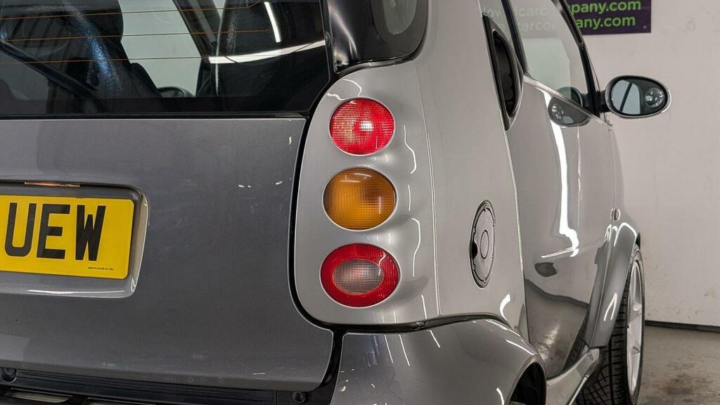 Smart Fortwo Hatchback 0.6 City Passion 200151 Silver #55
