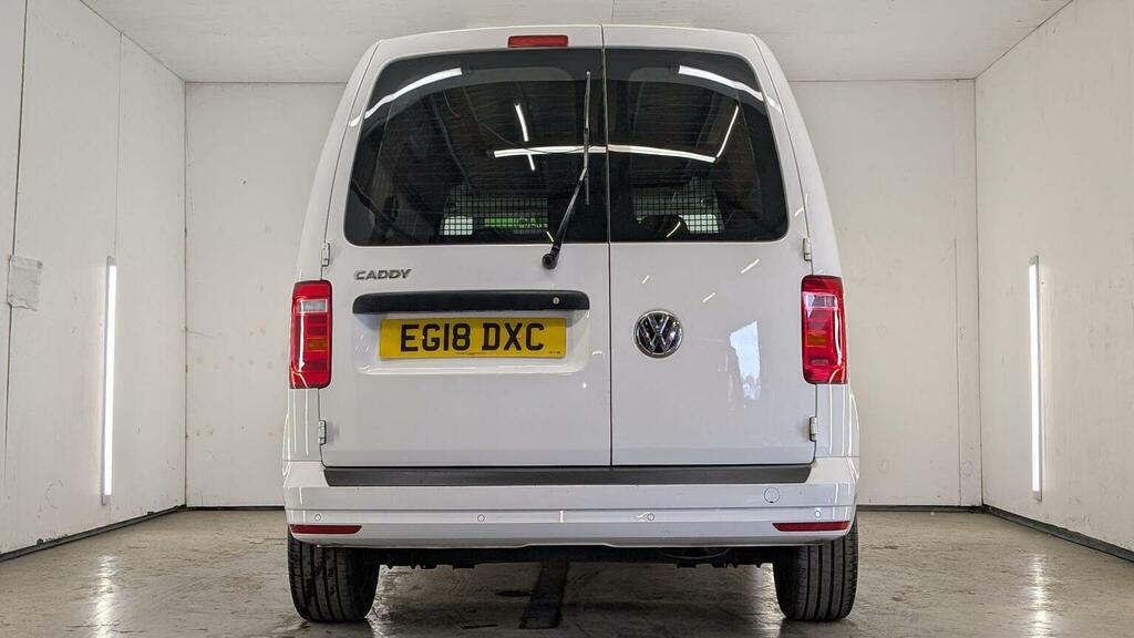 Volkswagen Caddy Mpv White #19