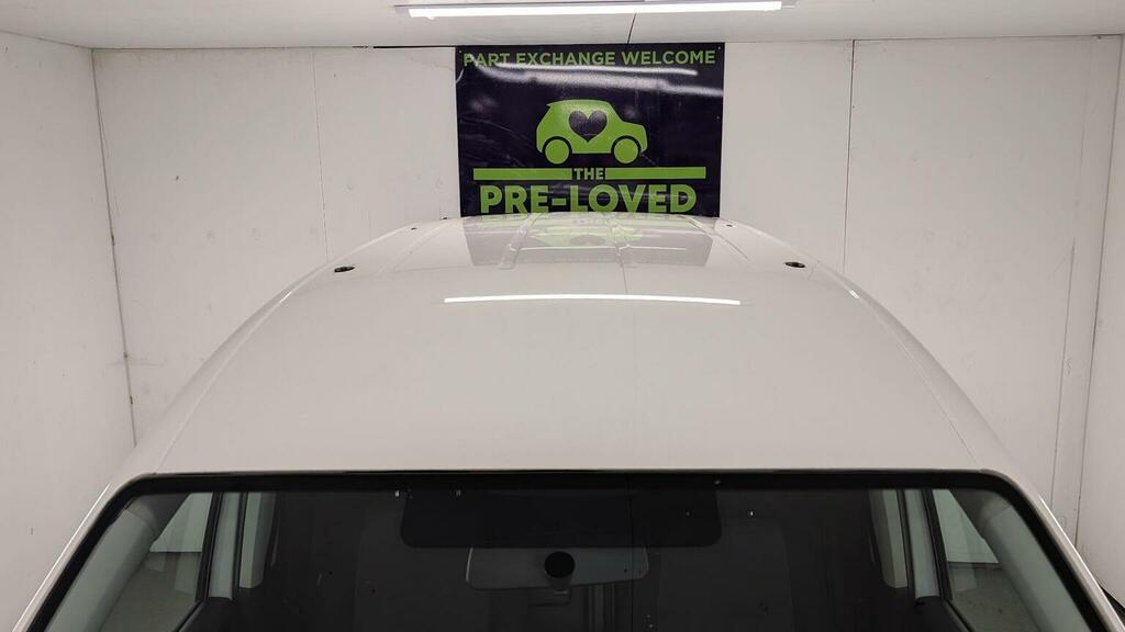 Volkswagen Caddy Mpv White #95