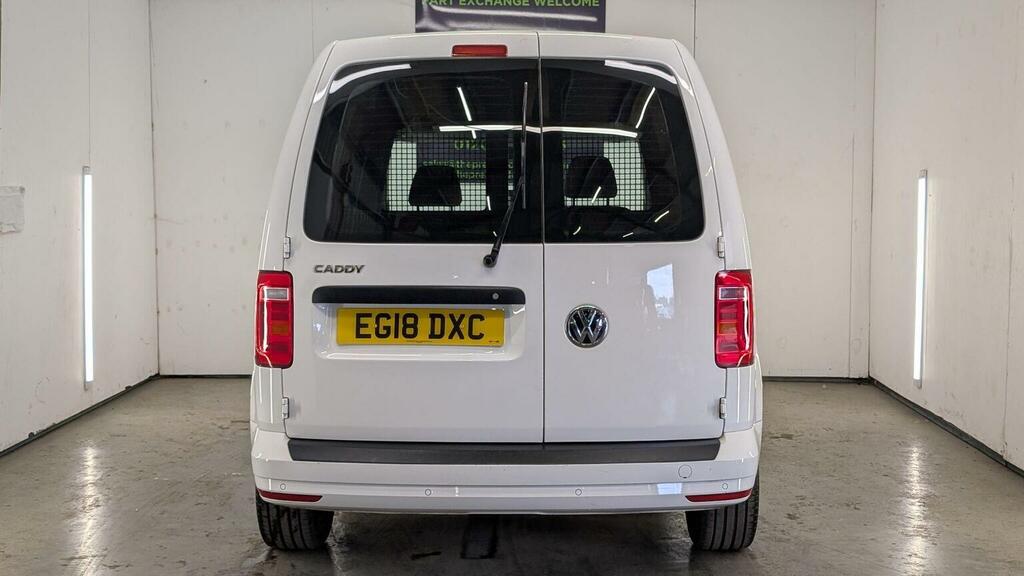Volkswagen Caddy Mpv White #18