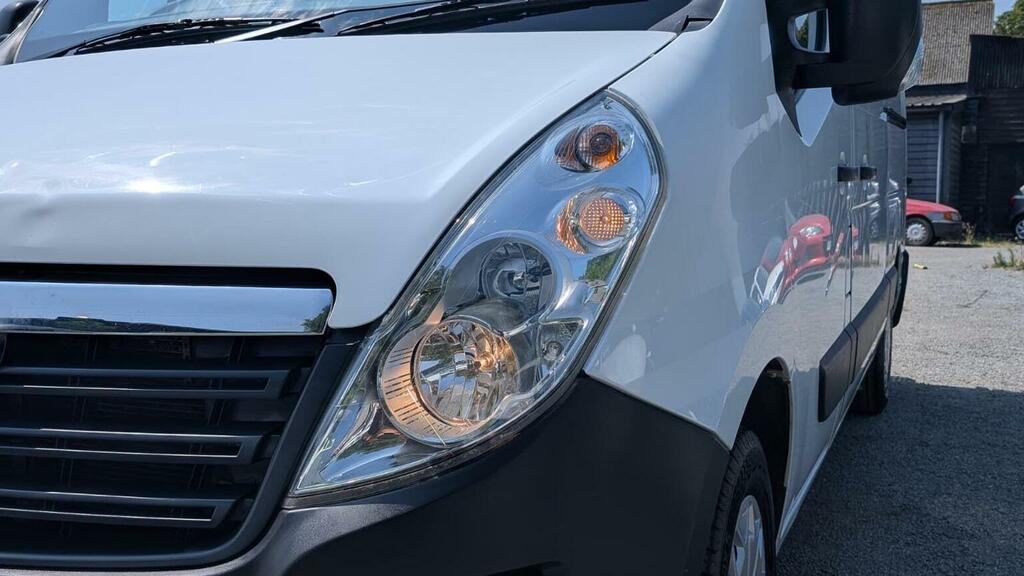 Vauxhall Movano Silver #58