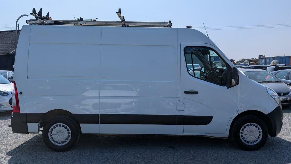 Vauxhall Movano Silver #22