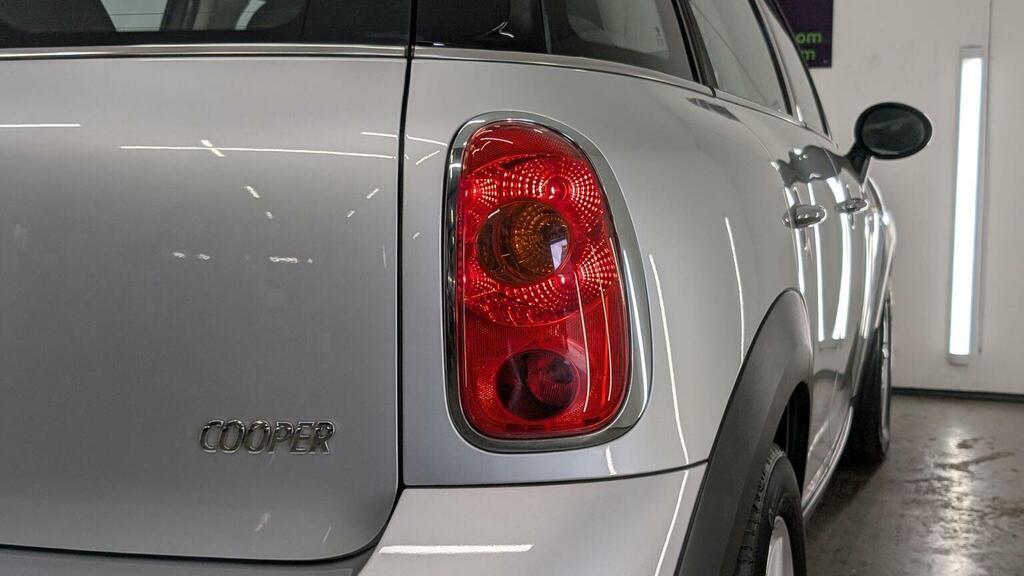 Mini Countryman 2.0 Cooper Sd 141 Bhp Red #86