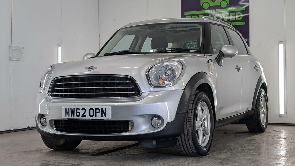 Mini Countryman 2.0 Cooper Sd 141 Bhp Red #15