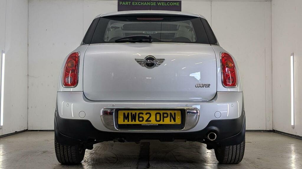 Mini Countryman 2.0 Cooper Sd 141 Bhp Red #22