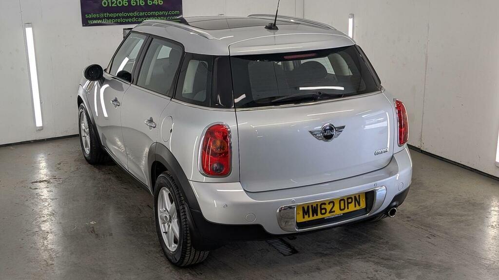 Mini Countryman 2.0 Cooper Sd 141 Bhp Red #17