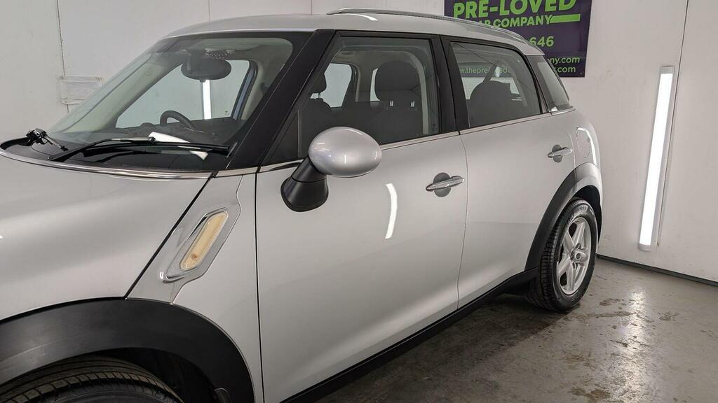 Mini Countryman 2.0 Cooper Sd 141 Bhp Red #16