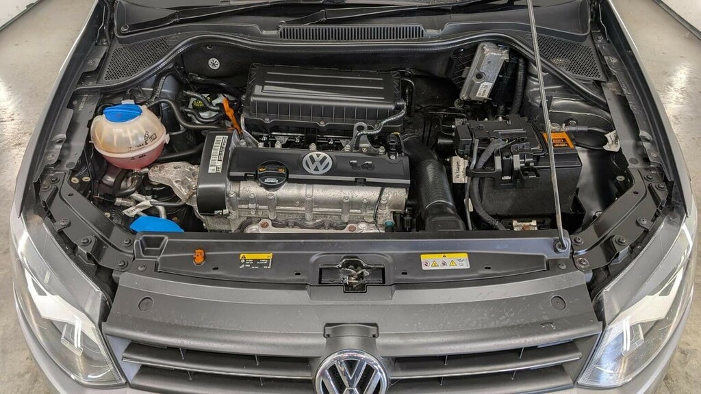 Volkswagen Polo Sel Black #42