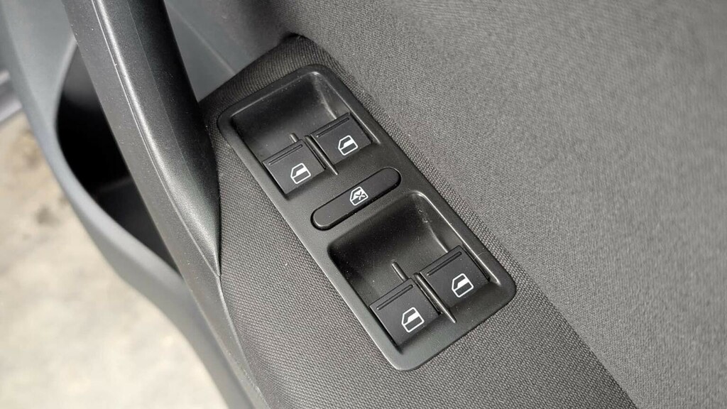 Volkswagen Polo Sel Black #34