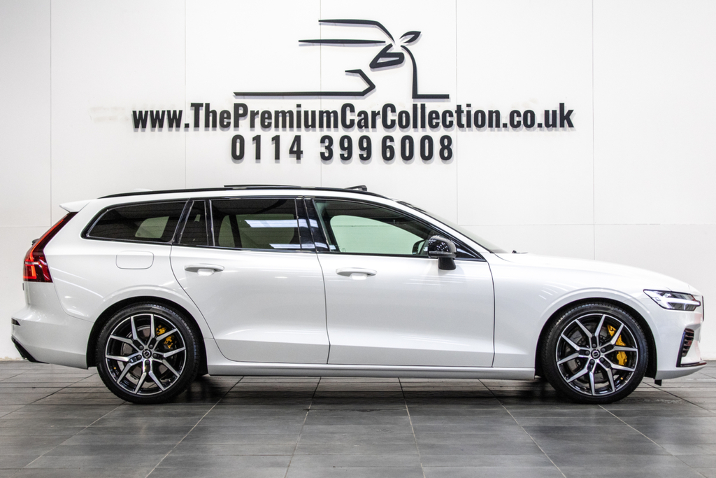 Volvo V60 Recharge T8 Polestar Engineered Awd White #3