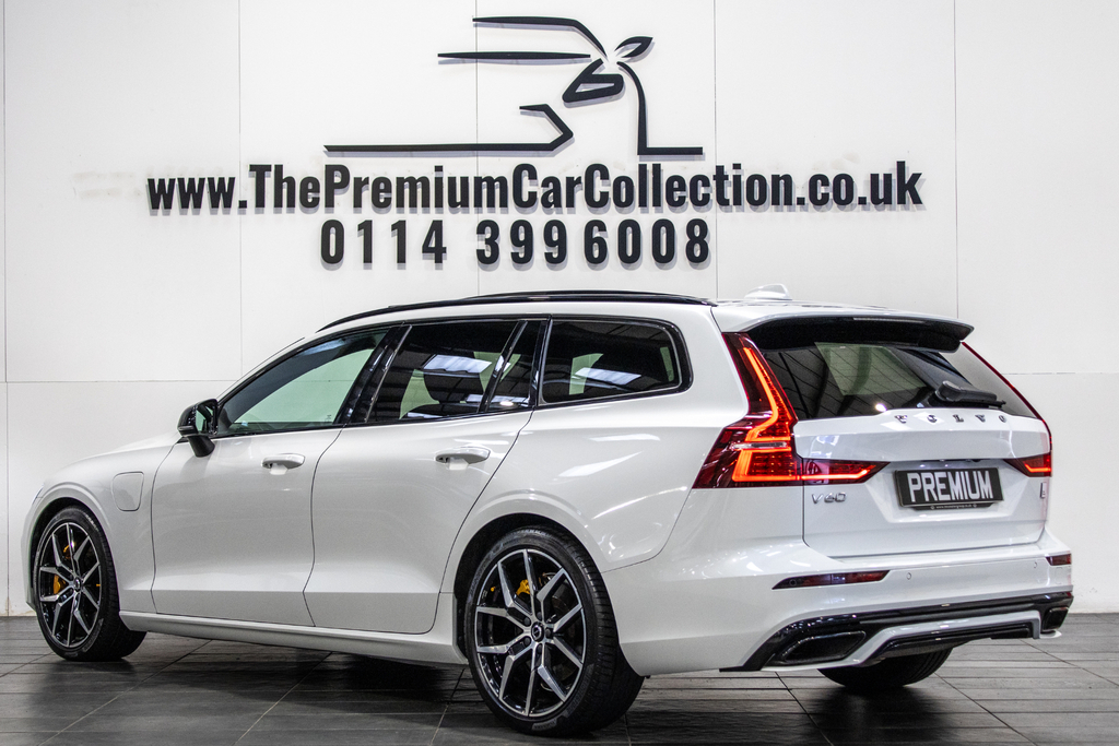 Volvo V60 Recharge T8 Polestar Engineered Awd White #5