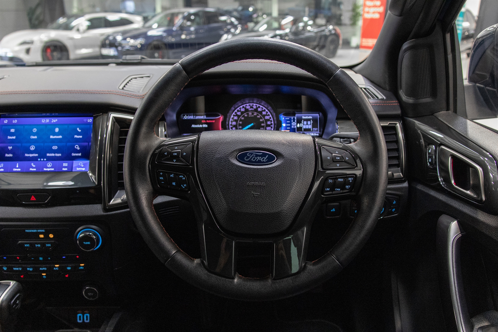 Ford Ranger Tdci 160 XL 4X4 Double Cab With Truckman Top 2013 Black #17