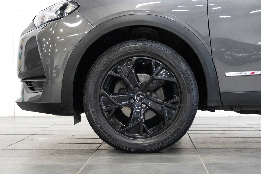 DS DS 3 Puretech Performance Line Ss Grey #2