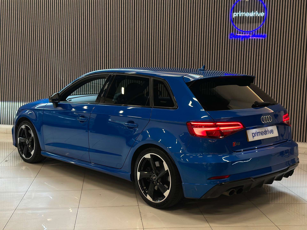 Audi S3 Sportback Tfsi Black Edition Quattro 4Wd SJ18ZHP #4