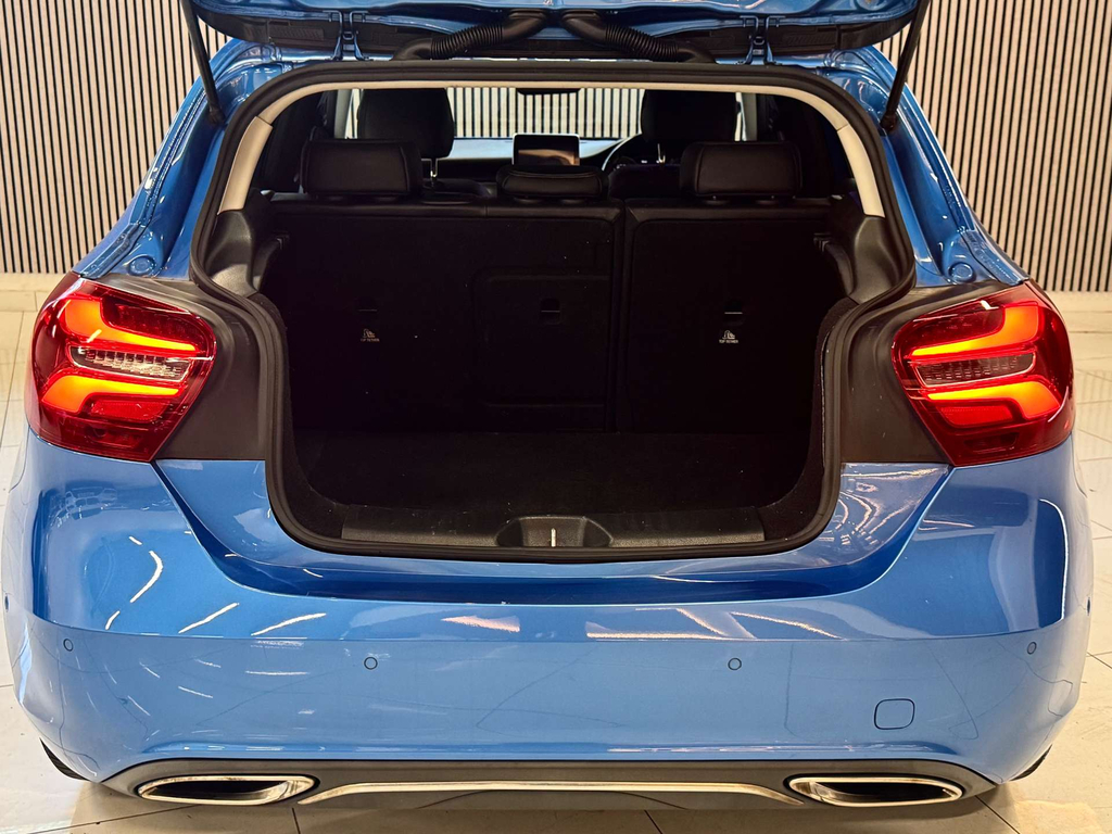Mercedes-Benz A Class A200 Sport, 2.1 Turbo 5Dr, 136 Bhp. White #23