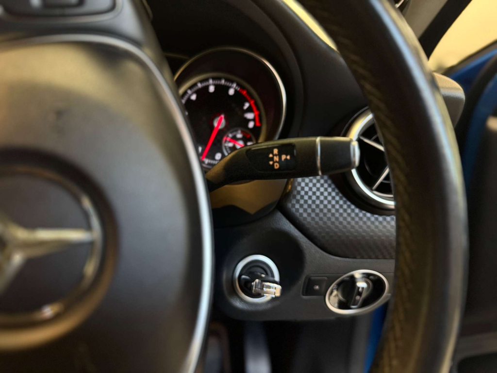 Mercedes-Benz A Class A200 Sport, 2.1 Turbo 5Dr, 136 Bhp. White #52