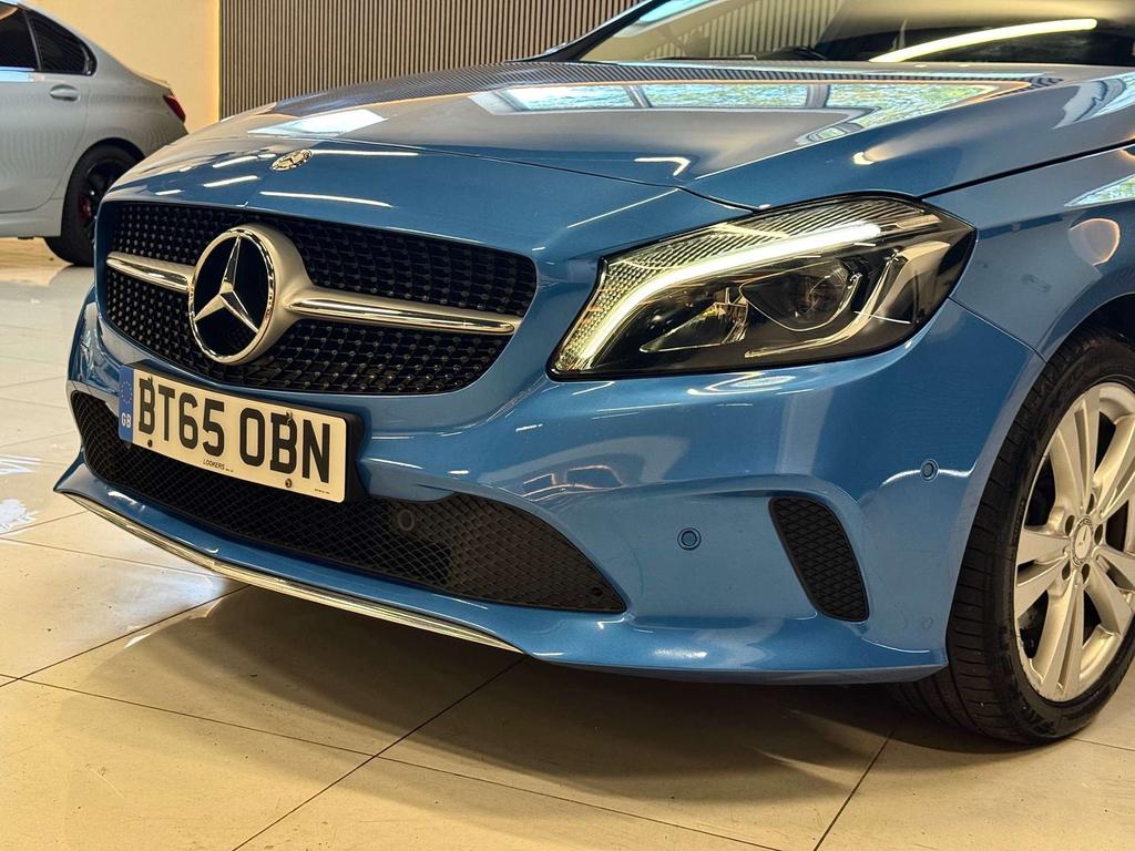 Mercedes-Benz A Class A200 Sport, 2.1 Turbo 5Dr, 136 Bhp. White #22