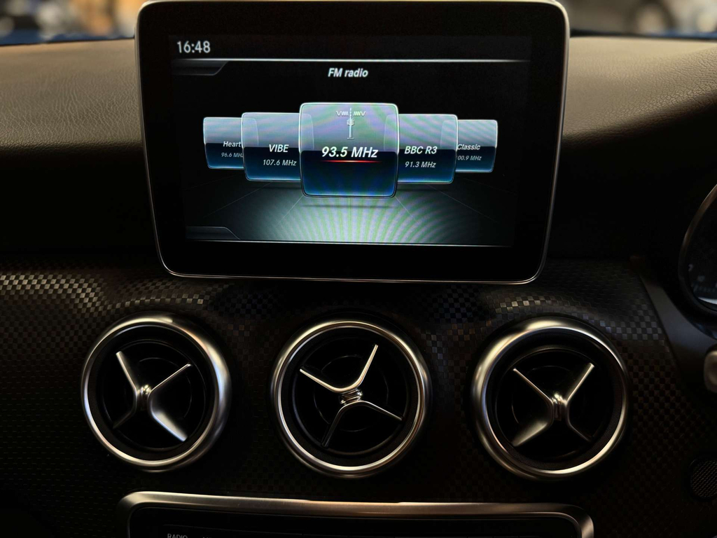 Mercedes-Benz A Class A200 Sport, 2.1 Turbo 5Dr, 136 Bhp. White #57