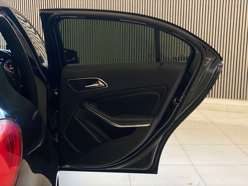 Mercedes-Benz A Class A250 Blueefficiency Engineered By Amg Black #45