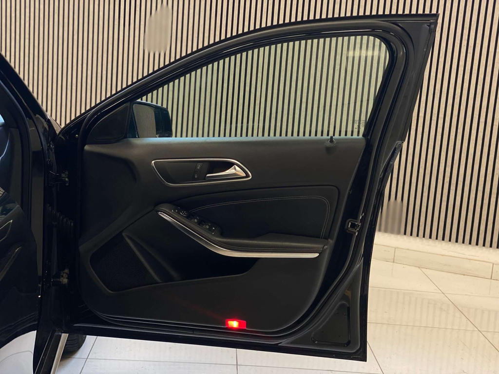Mercedes-Benz A Class A250 Blueefficiency Engineered By Amg Black #47