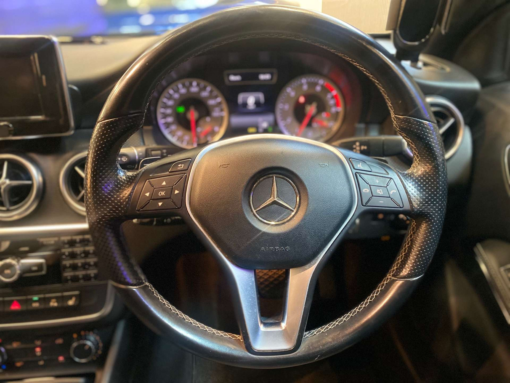 Mercedes-Benz A Class A250 Blueefficiency Engineered By Amg Black #41