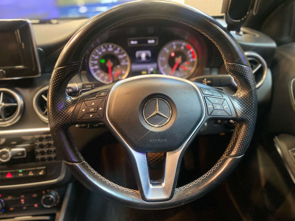 Mercedes-Benz A Class A250 Blueefficiency Engineered By Amg Black #42