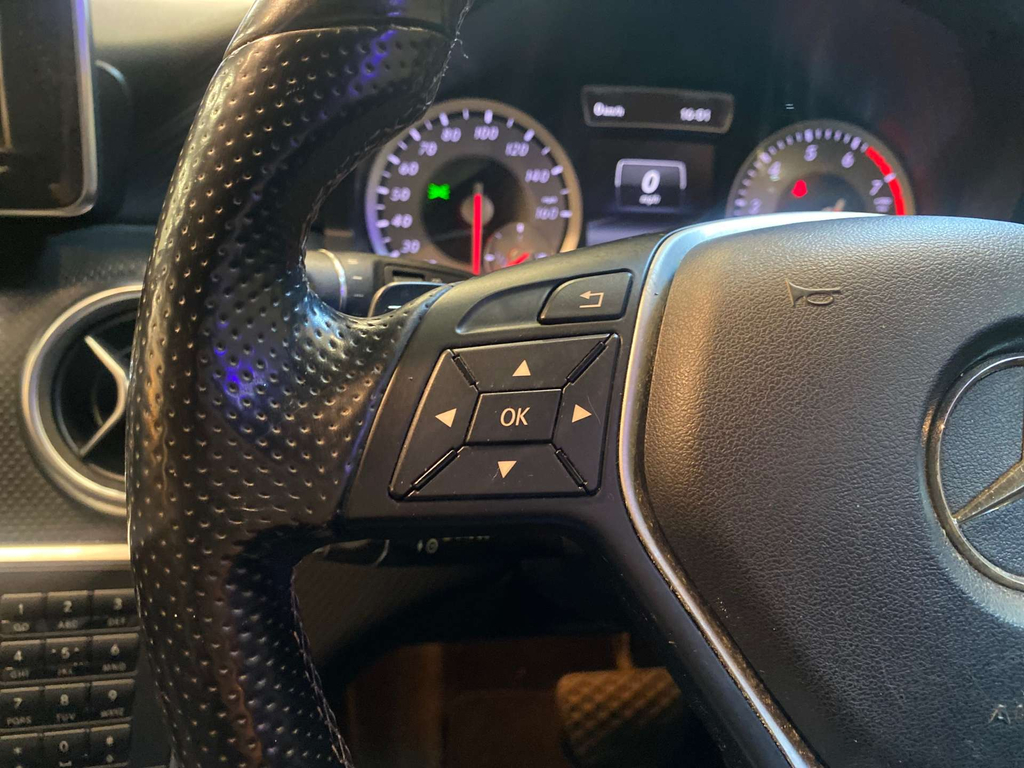 Mercedes-Benz A Class A250 Blueefficiency Engineered By Amg Black #43